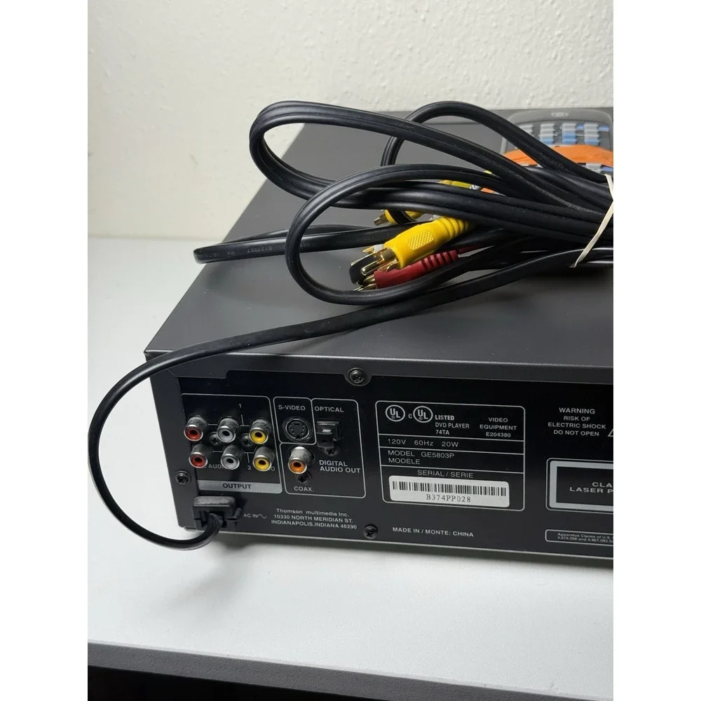 DVD Player With Control Remote - Picture 7 of 11